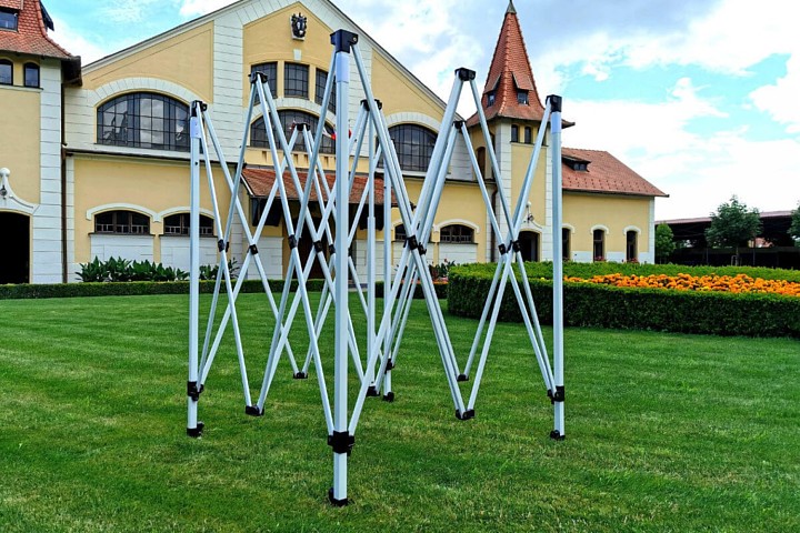 pardavimo kabina 3x3