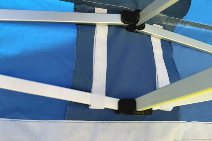 3x3 sodo parodų pavėsinė