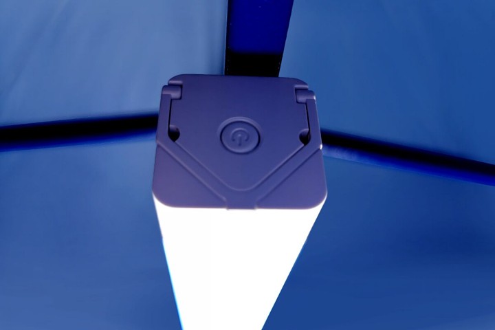 Parduodama palapine su apšvietimu