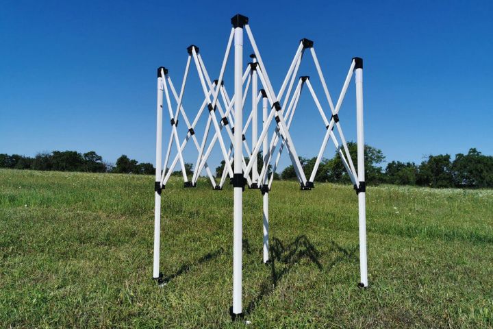 Parduodama reklaminė palapinė 2x2m